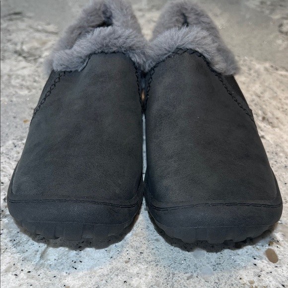 NEW J Sport Dark Grey Faux Fur Lined Slip-on Loafers Size 9 - Picture 4 of 11